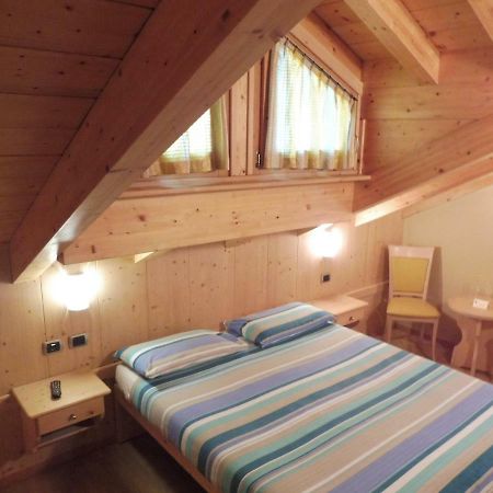 Hotel Valeria Ливиньо Экстерьер фото